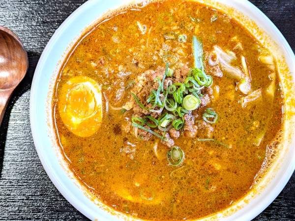 「特製豚肉タンタン麺」@中華料理 壹品徽菜館の写真