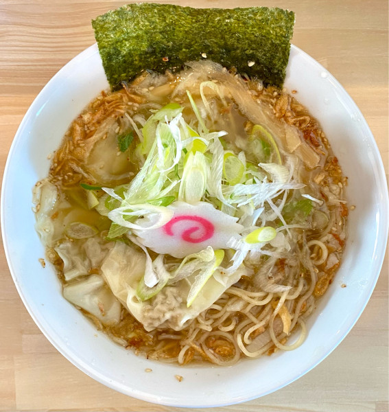 「塩ラーメン ¥850円（麺大盛＋100円・ワンタン＋150円）」@麺屋 蜩の写真