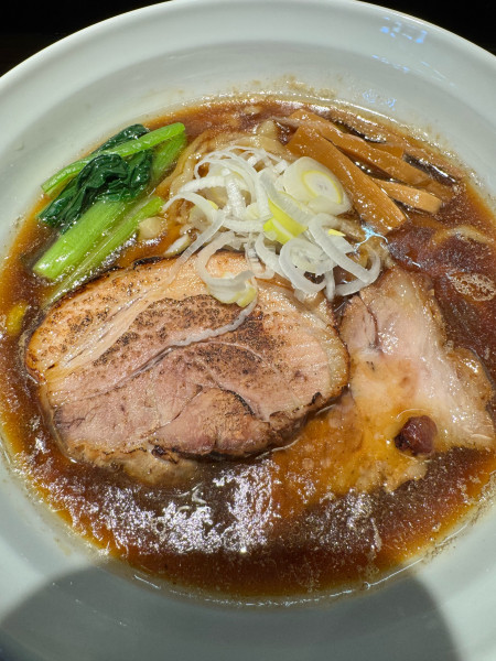 「醤油　柚子あり　950円」@ら〜麺 瑞藤の写真