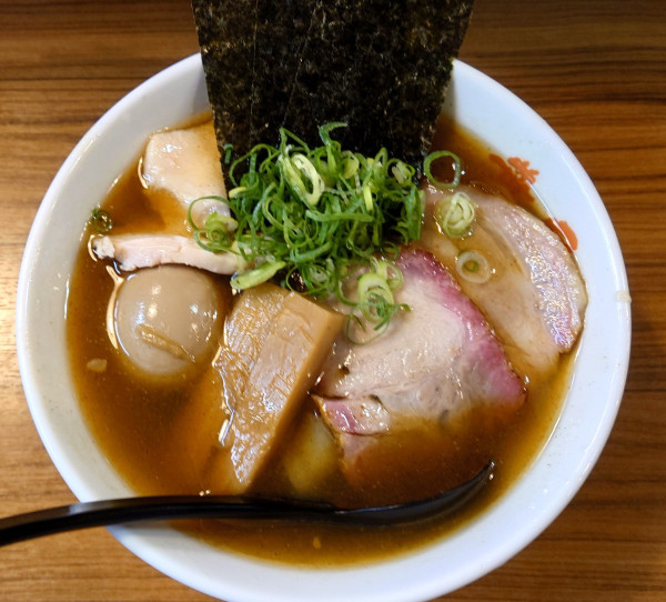 「葉月特ワンタン麺(1,600円)+和え玉(300円)」@らぁめん 葉月の写真