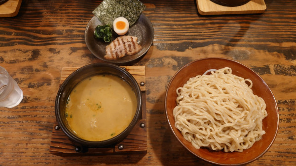 「カレーつけ麺（900円）+特盛（200円）」@西麻布 しゅういち 等々力店の写真