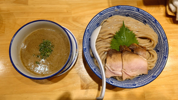 「鶏魚介濃厚つけ麺（930円）+特盛（100円）」@麺也 時しらず 学芸大学店の写真