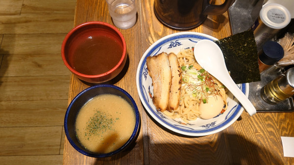 「二種つけ麺 鶏魚介&鶏白湯(1,300円)」@つけ麺や 武双 グランツリー武蔵小杉店の写真