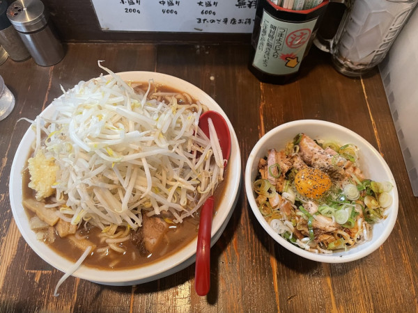 「濃厚醤油ラーメン」@つけめん らーめん 荒海の写真