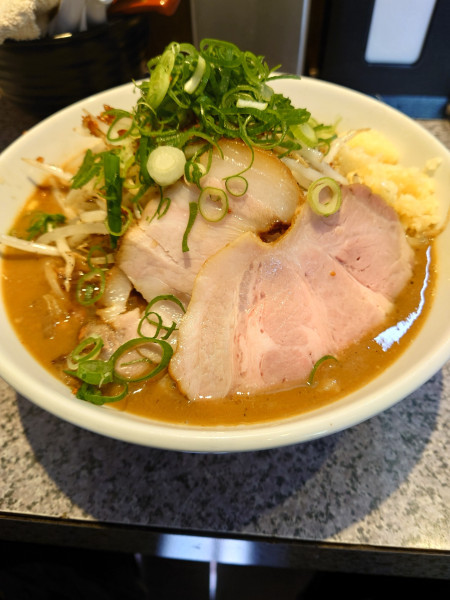 「限定  味噌ラーメン  ニンニク  生姜」@ラーメン宮郎の写真