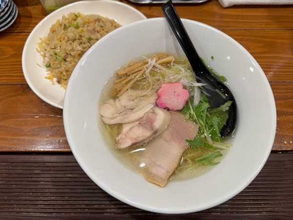 「塩らぁめん　650円」@らぁめん 高砂家の写真