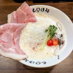 鶏白湯レアチャー＋粉チーズごはん1200円