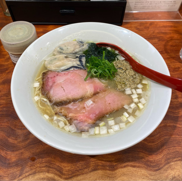 「期間限定・牡蠣そば(塩で)¥1400＆牡蠣コンフィ¥200」@三馬路 東京店の写真