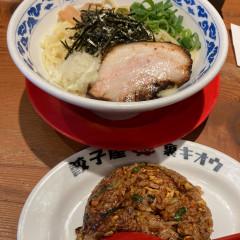 九州らーめん亀王 谷九店の画像