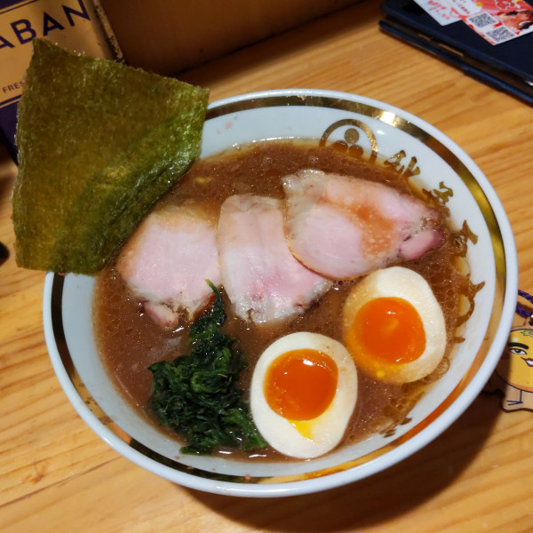 「ラーメン」@秋葉原ラーメン わいずの写真