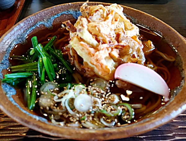 「かき揚げそば（1,045円）」@どんまいじゃんの写真