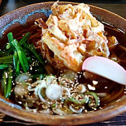 かき揚げそば（1,045円）