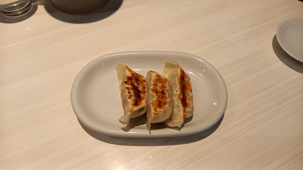 「ミニ餃子」@らあ麺ダイニング偽セバ成ル。KAKERUの写真