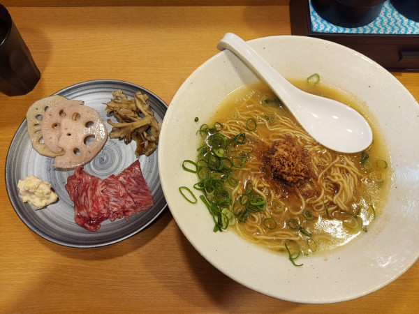 「和牛白湯ラーメン」@麺ZINさいとうの写真