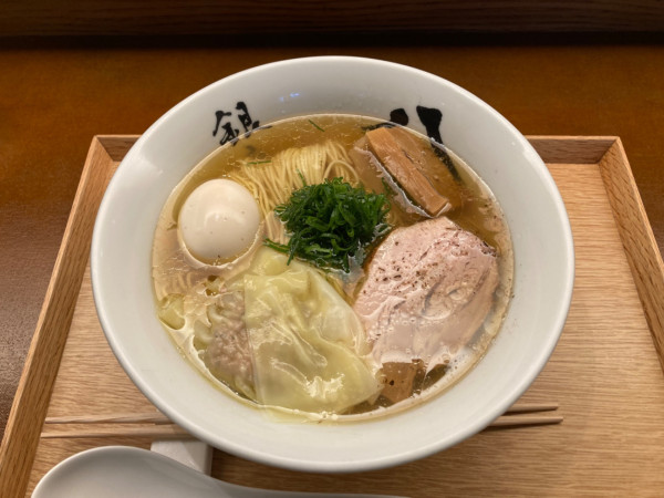 「ラビオリグルマンディーズ中華そば」@中華そば 銀座 八五の写真