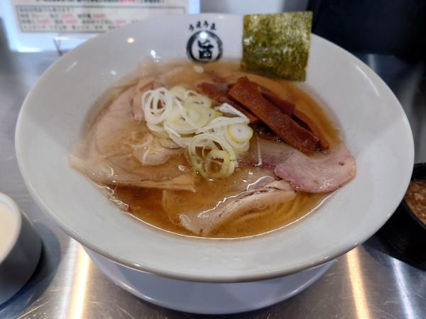 「肉中華そば」@らーめん 肉千葉 西千葉本店の写真