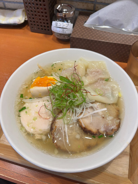 「特製『金』喜楽そば」@大衆中華そば 喜楽の写真