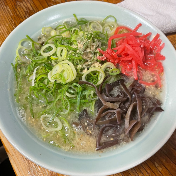 「ラーメン 750円 + クーポンウーロン茶」@めんちゃんラーメンの写真