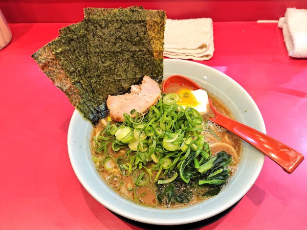 「特撰 (並)」@横浜らーめん 龍馬の写真