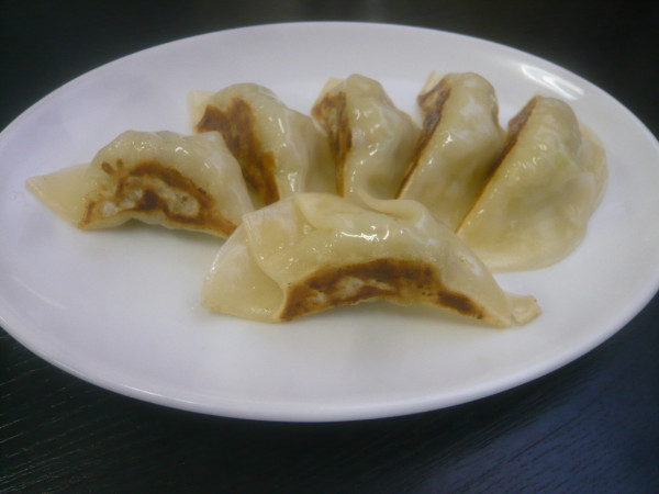 「餃子」@宝来屋の写真