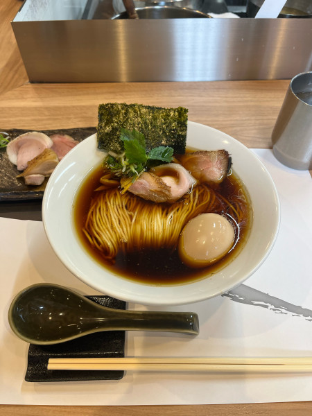 「特製醤油そば」@中華蕎麦 采ノ芽の写真