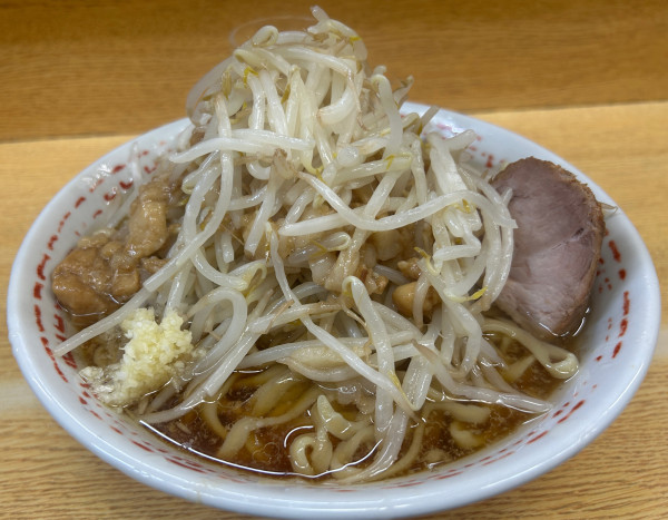 「小ラーメン(ニンニク少し、ヤサイ、アブラ)」@ラーメン二郎 環七新新代田店の写真