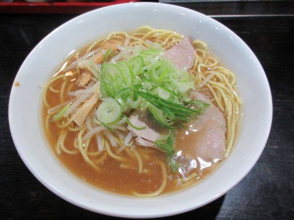 「ラーメン（800円）」@満洲味の写真