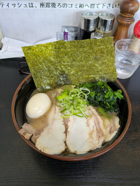 「豚骨醤油チャーシュー麺」@雷家の写真