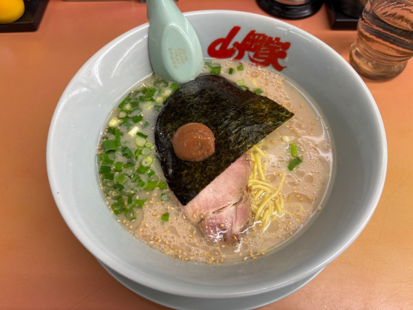 「朝ラー 530円」@ラーメン山岡家 水戸内原店の写真
