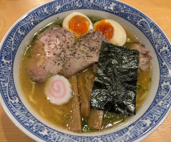 「特製中華そば」@中華そば 青葉 府中店の写真