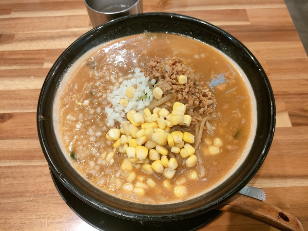 「味噌ラーメン　880円」@味噌ラーメン専門店 日月堂 アトレ川越店の写真