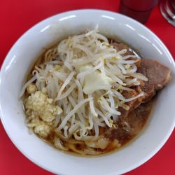 ラーメン麺半分（160g　約一玉）￥900