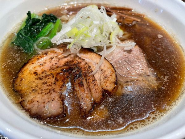 「醤油ら～麺（950円）」@ら〜麺 瑞藤の写真