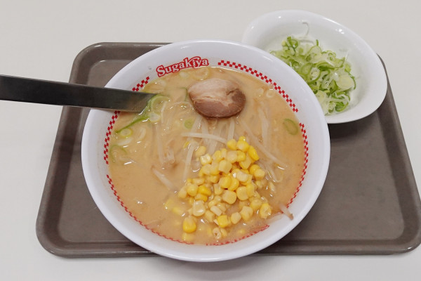 「【限定】味噌ラーメン濃い味¥690+ネギ¥120」@スガキヤ セントラルパーク店の写真