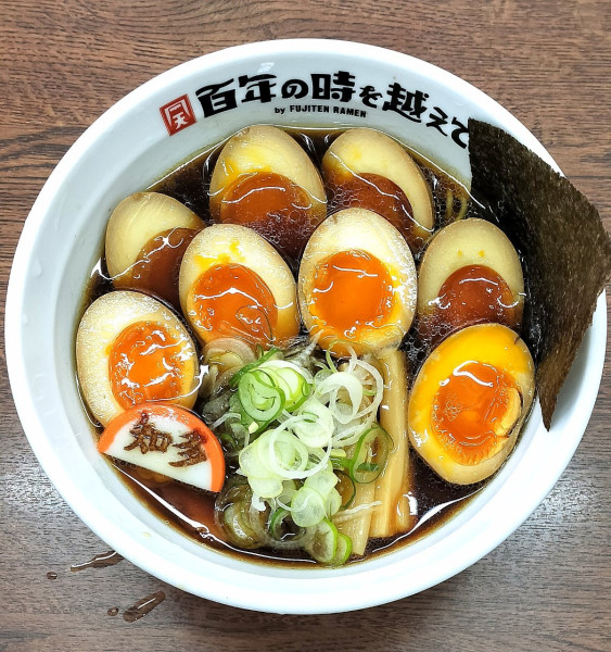 「中華そば味玉入り1000円＋味玉150円×3」@百年の時を越えての写真