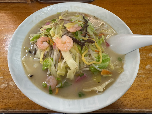 「生麺ちゃんぽん 970円」@中華 軽食 李花の写真