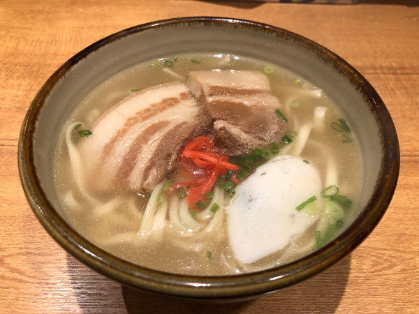 「沖縄そば」@麺屋てぃーちの写真