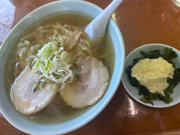 「ニンニクラーメン:870円」@とんぼの写真