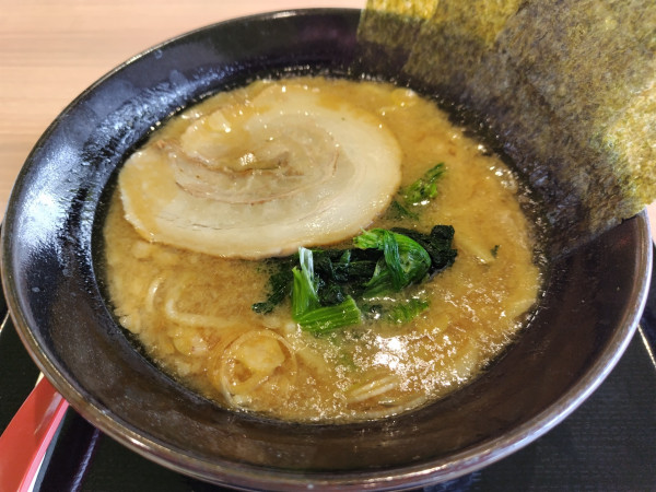 「豚骨ラーメン　※しょうゆ」@熟成豚骨ラーメン そだし ラザウォーク甲斐双葉店の写真
