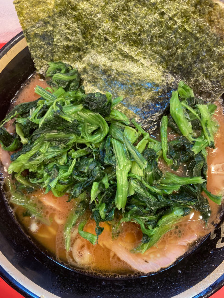 「ほうれん草ラーメン」@横浜家系ラーメン 大輝家の写真