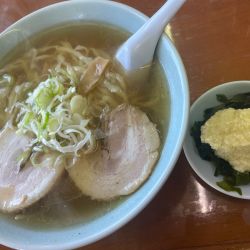ニンニクラーメン：870円