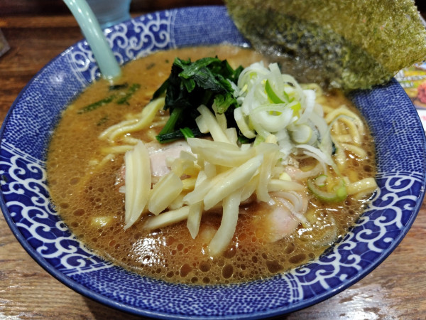 「【限定】どうずら限定　ラーメン　＋きざみしょうが：無料　※㋗」@豚骨醤油ラーメン まじめ家の写真