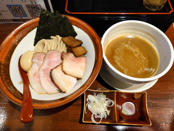 「特製つけ麺(少なめ、1350円)」@長男、ほそのたかしの写真