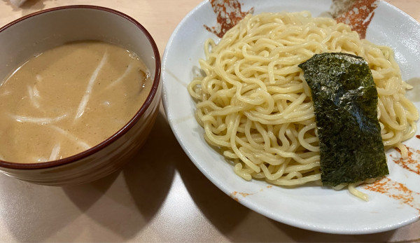「つけ麺大盛　700円」@つけめん 雷神の写真
