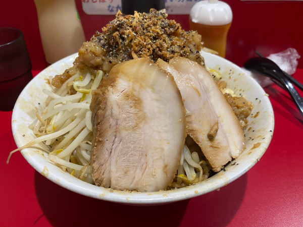 「まぜそば(並)」@あいすべきものすべてに ニュータウン店の写真