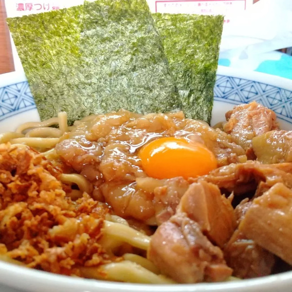 「#釜玉ラーメン #ニンニク #1050円」@ラーメン ぶぅさんの写真