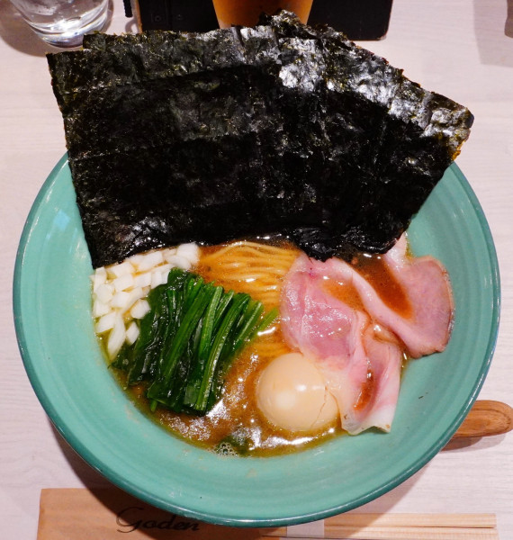 「【限定】家系ラーメン＋ほうれん草＋のり＋味玉＋生ビール」@柳麺 呉田-goden-の写真