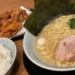 塩ラーメン＋唐揚げ