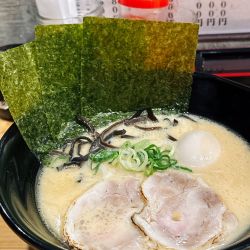 鶏白湯醤油らーめん