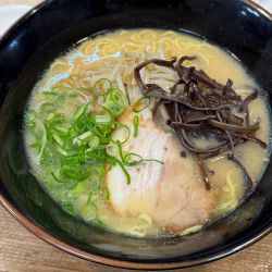 豚骨ラーメン
